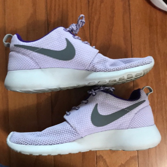 Nike Roshe Run Purple Mesh - Picture 6 of 8